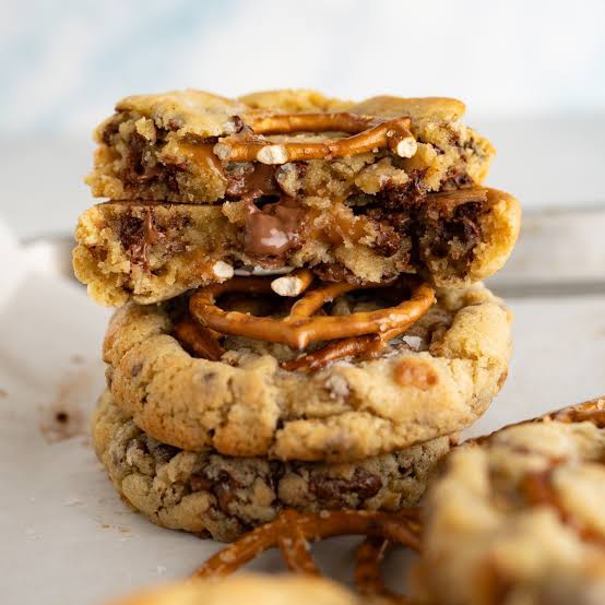 Salted Caramel Pretzel Chocolate Chunk